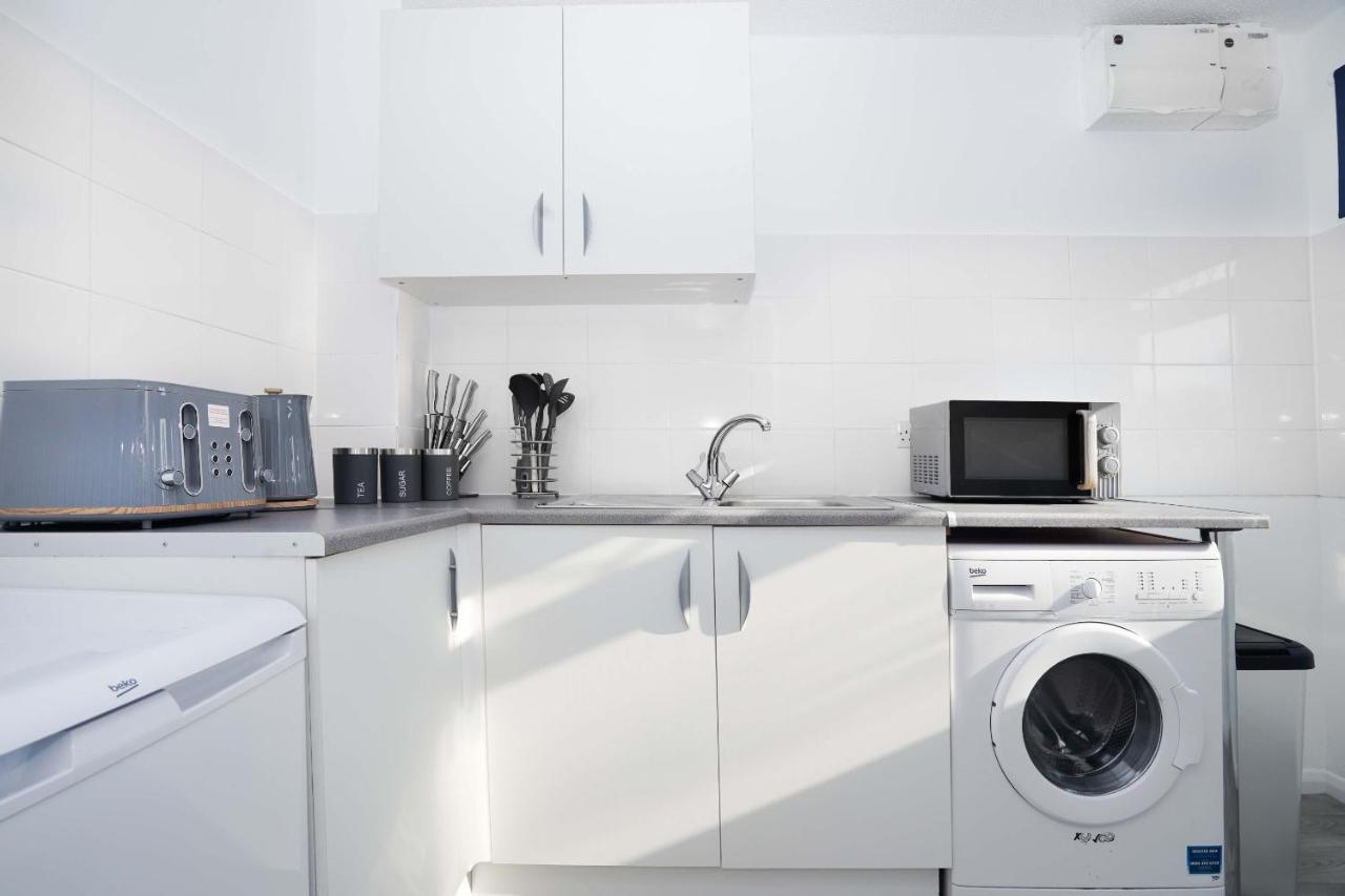 Springland Close Ipswich Bagian luar foto